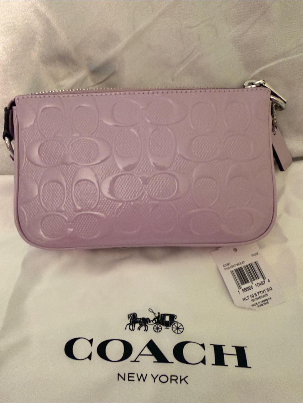 💜COACH NWT Lavender Signature C Leather Nolita 18 / Heart Charm/Silver Hardware - Picture 4 of 9